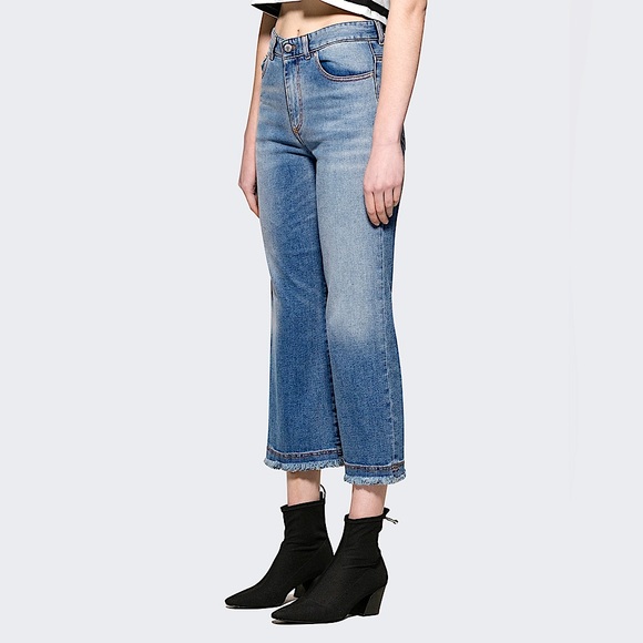 FIORUCCI Viva Cropped Kick Flare JEANS - Picture 4 of 8